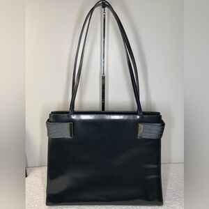 SOLD!!!EUC Etro shoulder bag in black patent leather
